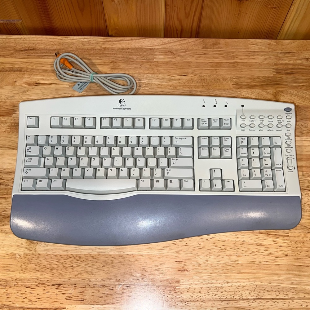 Vintage LOGITECH Mechanical Clicky Ergonomic Internet Keyboard SK-2500 VTG MINT